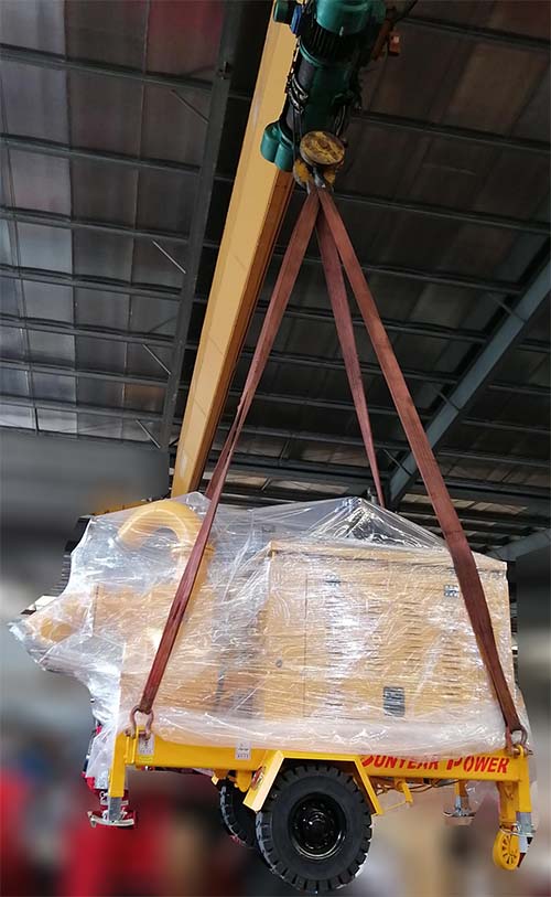 柴油機(jī)抽水泵車吊裝